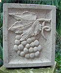 Weintraubenrelief